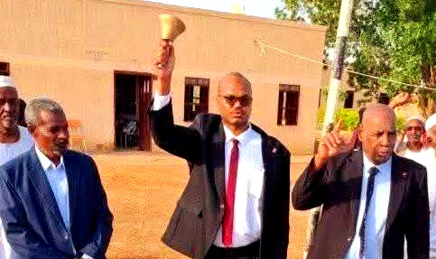 وزير التعليم د. التهامي الزين حجر يعلن انطلاق العام الدراسي